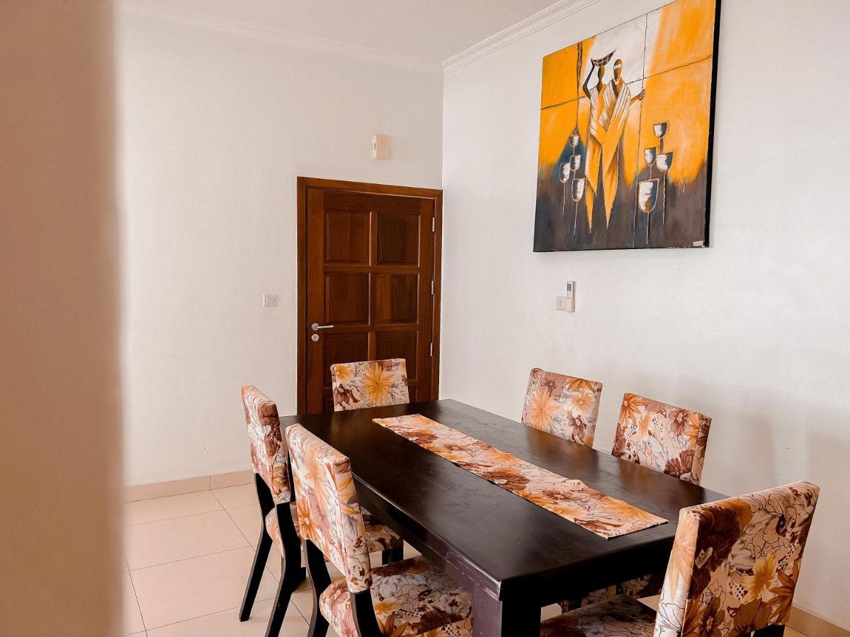 Apartament Elles *